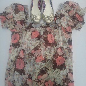 6 Degrees Semi Transparent Poly Floral Puffy Short Sleeve Square Neck Top SZ M